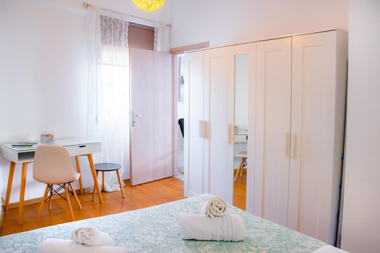 Beautiful, Brand New With Courtyard. Heraklion (Crete)